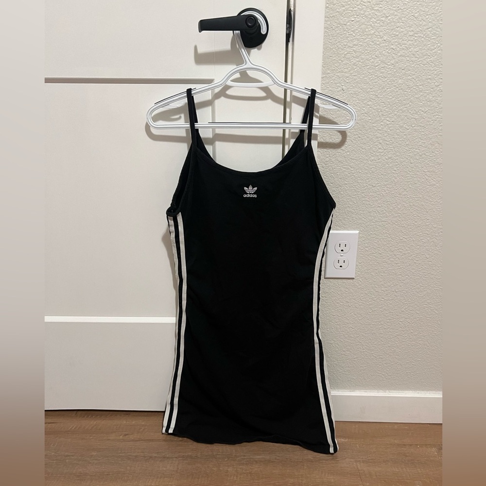 Adidas black & white Juniors Dress Size M